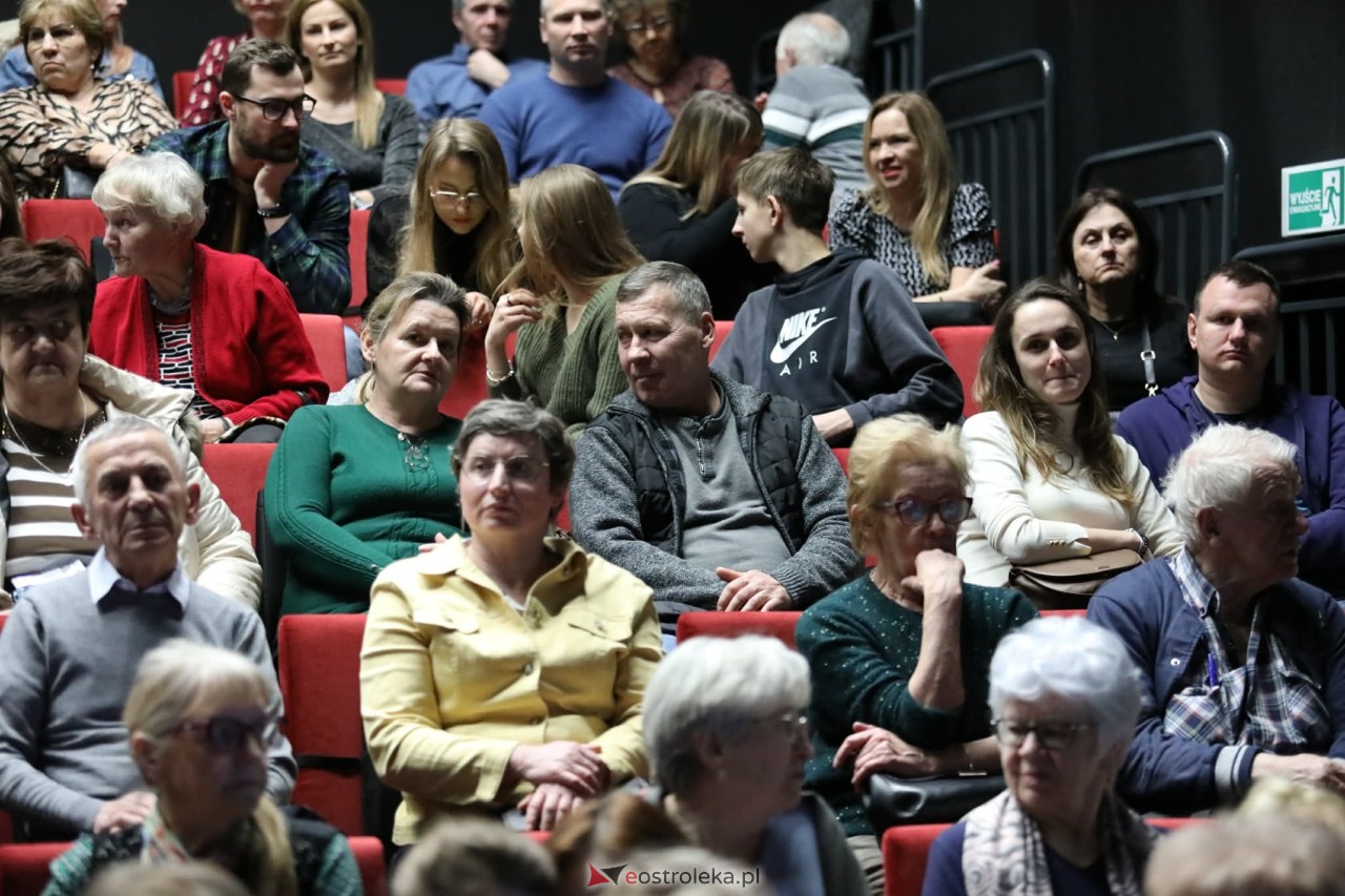 Koncert Chóru Reprezentacyjnego WP pt. „Dla Ciebie Polsko”  w MŻW [1.03.2026] - zdjęcie #20 - eOstroleka.pl