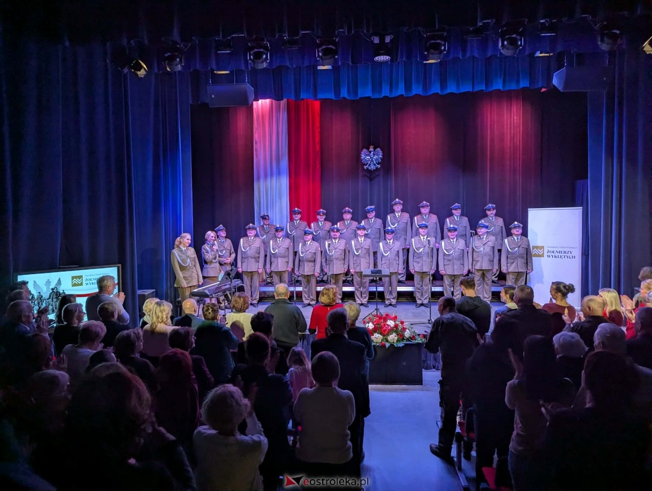 Koncert Chóru Reprezentacyjnego WP pt. „Dla Ciebie Polsko”  w MŻW [1.03.2026] - zdjęcie #15 - eOstroleka.pl