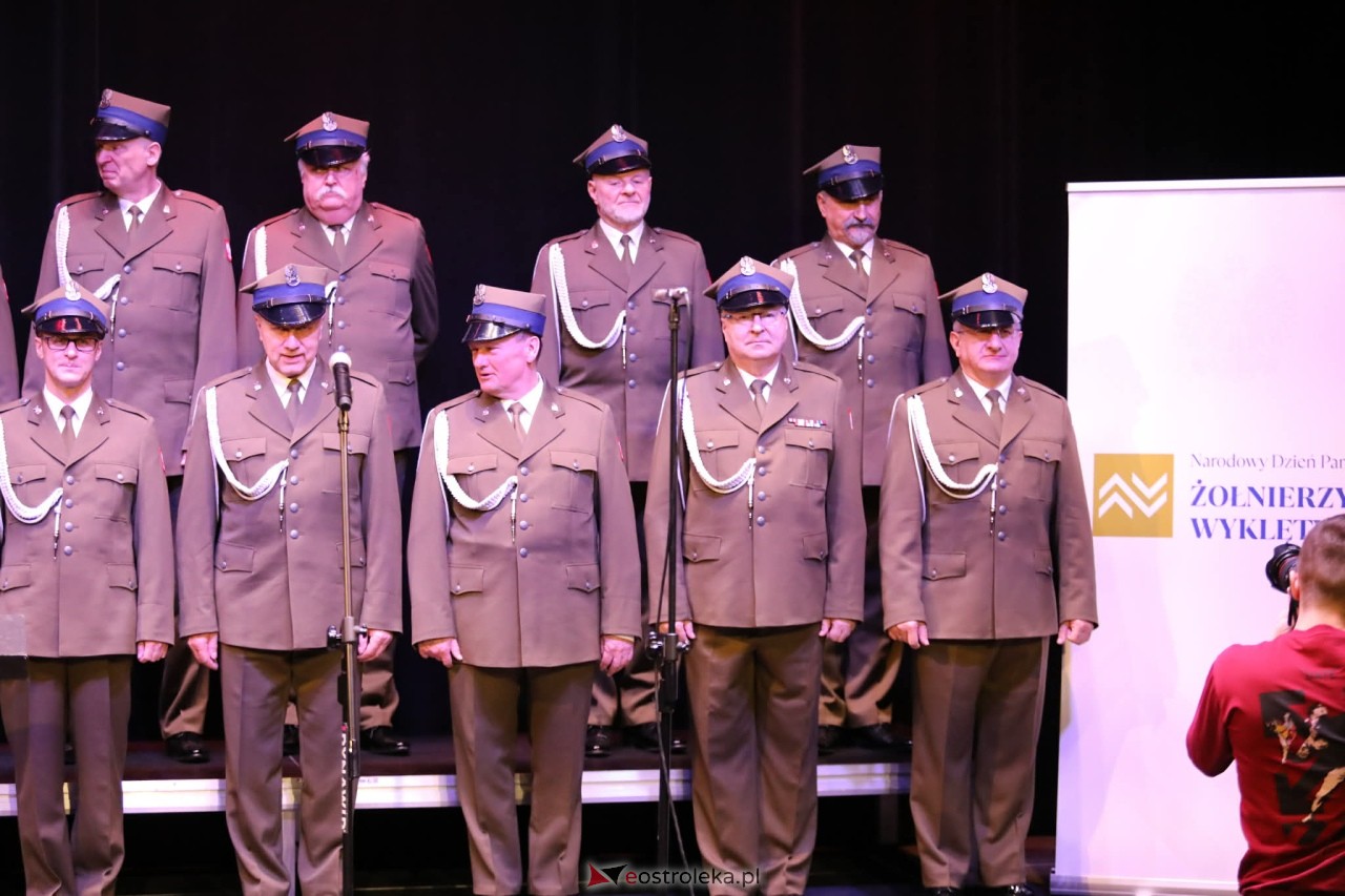 Koncert Chóru Reprezentacyjnego WP pt. „Dla Ciebie Polsko”  w MŻW [1.03.2026] - zdjęcie #14 - eOstroleka.pl