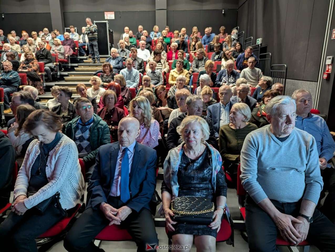 Koncert Chóru Reprezentacyjnego WP pt. „Dla Ciebie Polsko”  w MŻW [1.03.2026] - zdjęcie #9 - eOstroleka.pl