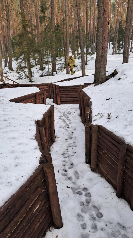 Druhowie z OSP Gleba w hołdzie Żołnierzom Wyklętym [01.03.2026] - zdjęcie #8 - eOstroleka.pl