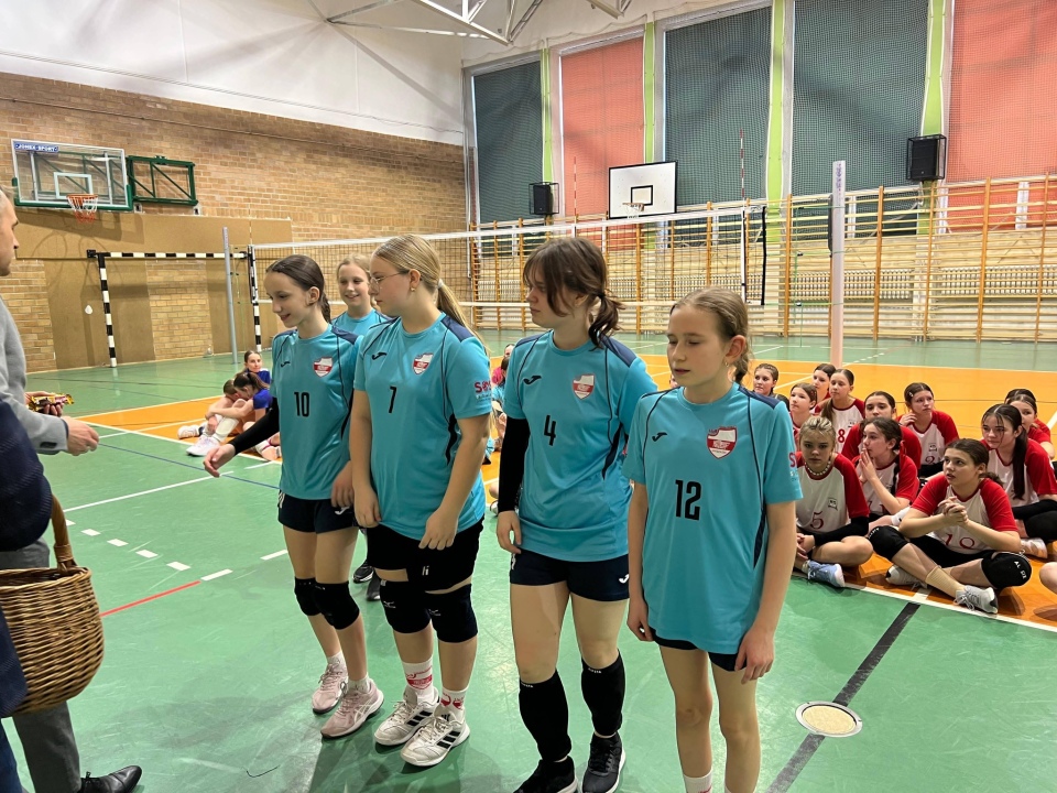 Zimowy turniej minisiatkówki w SP 5 Ostrołęka [2.03.2026] - zdjęcie #71 - eOstroleka.pl