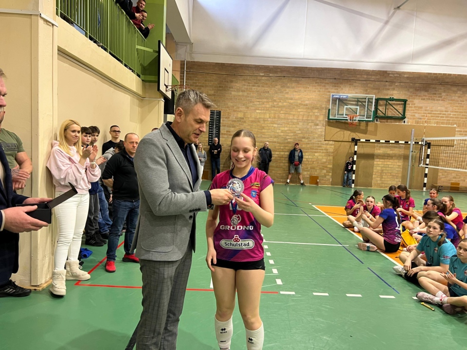 Zimowy turniej minisiatkówki w SP 5 Ostrołęka [2.03.2026] - zdjęcie #70 - eOstroleka.pl