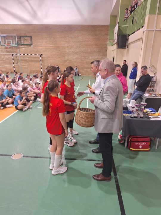 Zimowy turniej minisiatkówki w SP 5 Ostrołęka [2.03.2026] - zdjęcie #40 - eOstroleka.pl