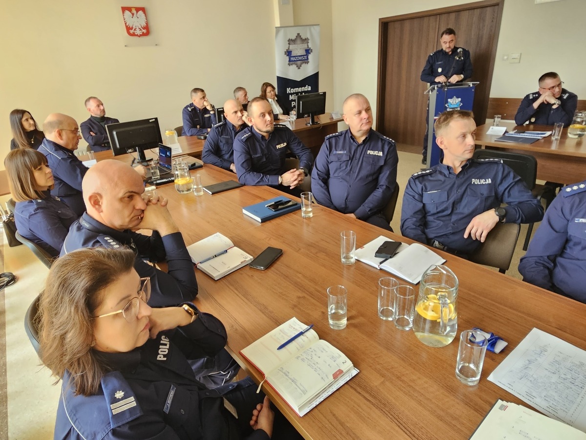 Odprawa roczna w ostrołęckiej policji [02.03.2026] - zdjęcie #3 - eOstroleka.pl