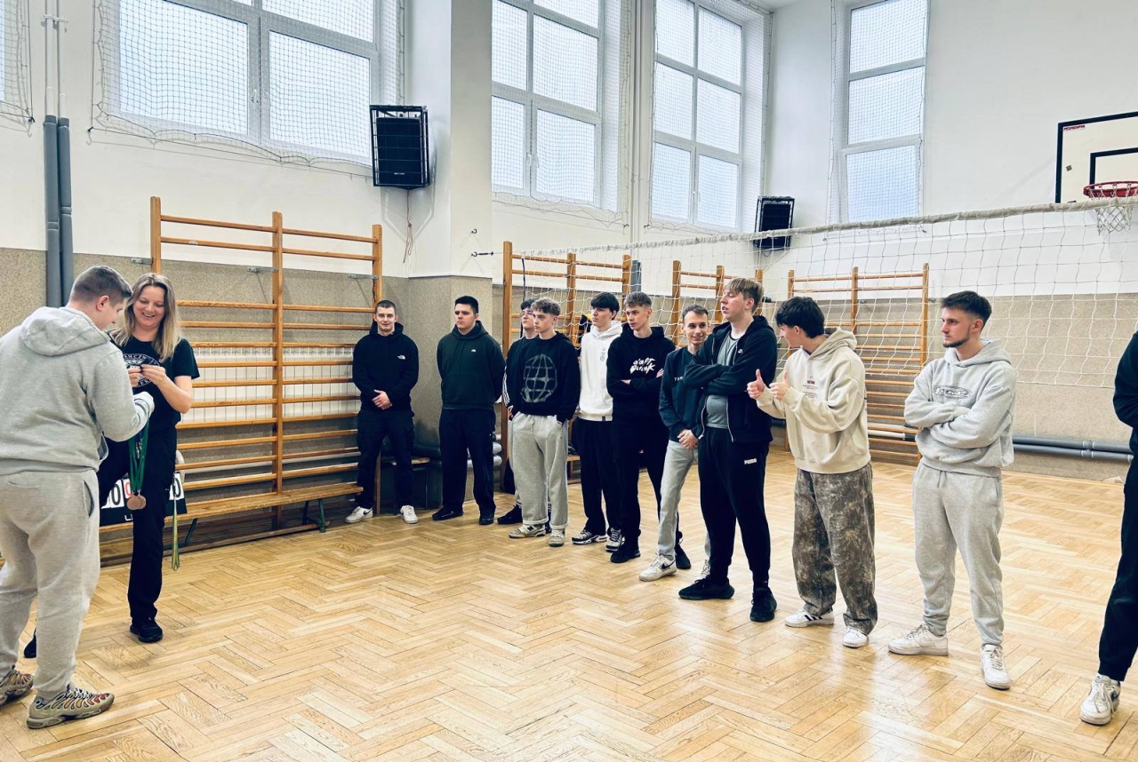 Siatkarskie emocje w ostrołęckiej „Czwórce” fot. ZSZ nr 4 [27.02.2026] - zdjęcie #37 - eOstroleka.pl