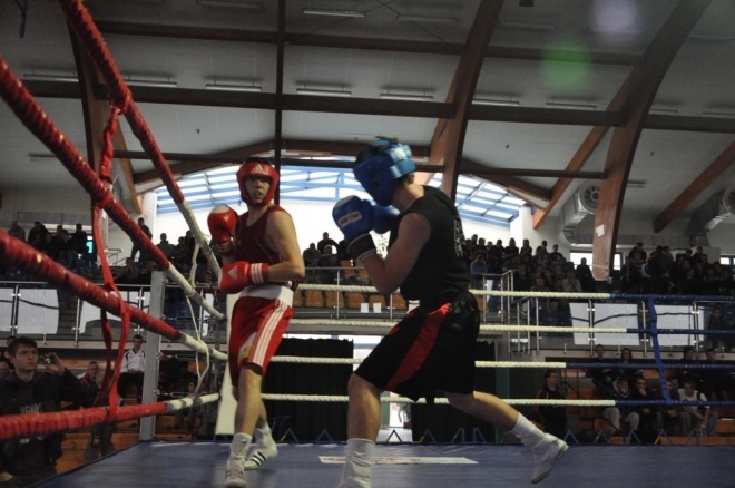 Puchar Polski Juniorów w Boksie (18.11.2011) - zdjęcie #30 - eOstroleka.pl