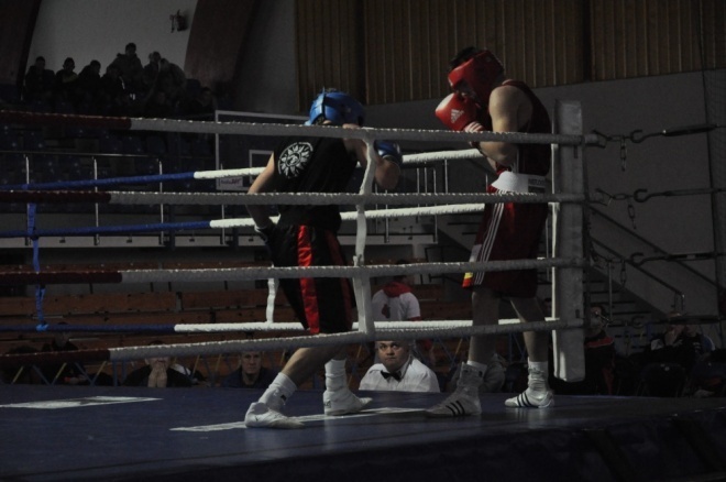 Puchar Polski Juniorów w Boksie (18.11.2011) - zdjęcie #27 - eOstroleka.pl