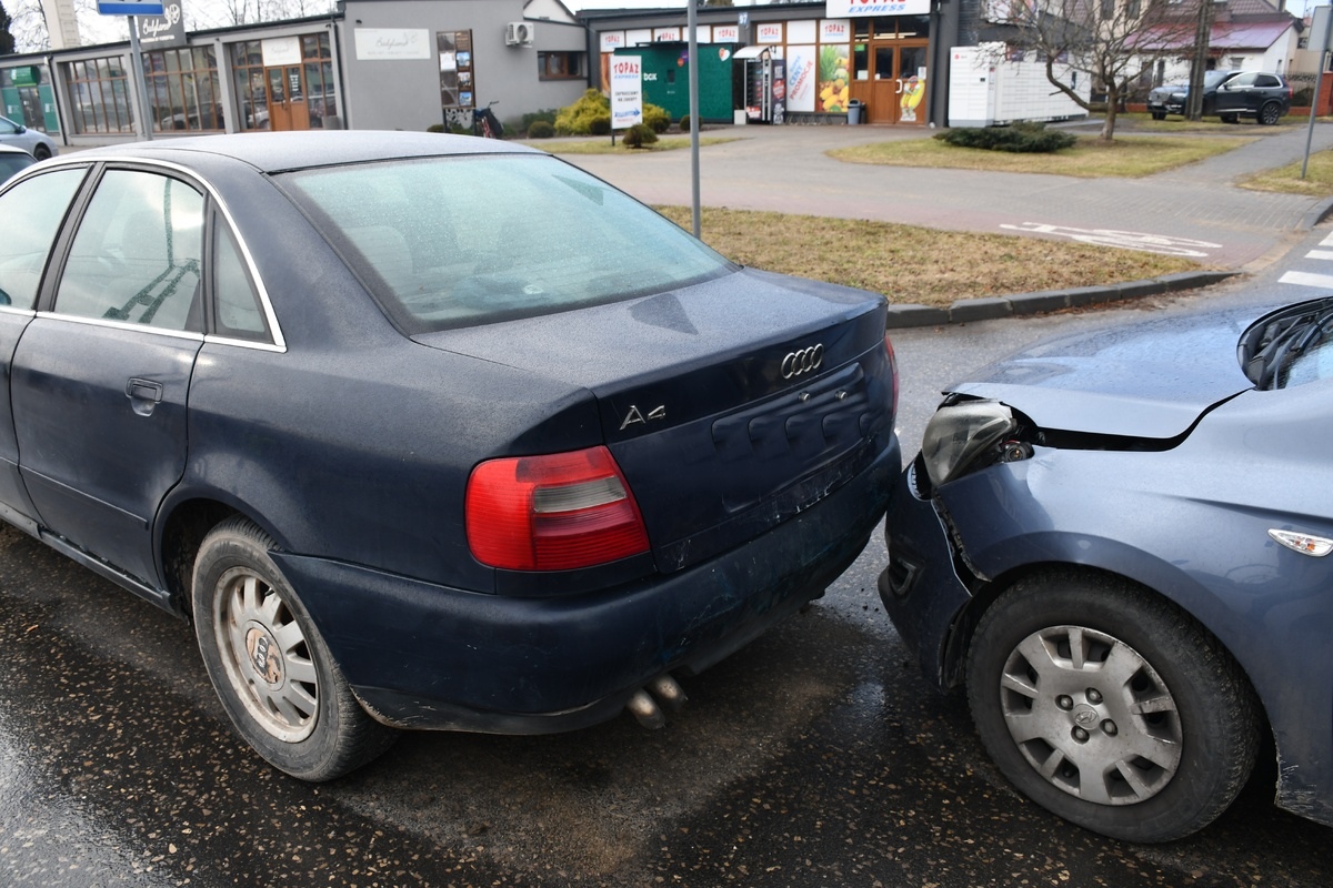 Karambol w Wyszkowie [04.03.2026] - zdjęcie #4 - eOstroleka.pl