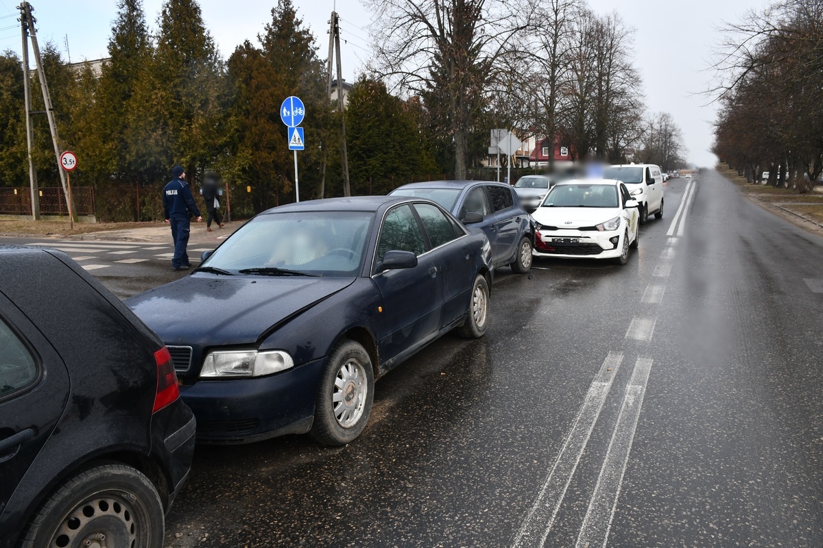 Karambol w Wyszkowie [04.03.2026] - zdjęcie #3 - eOstroleka.pl