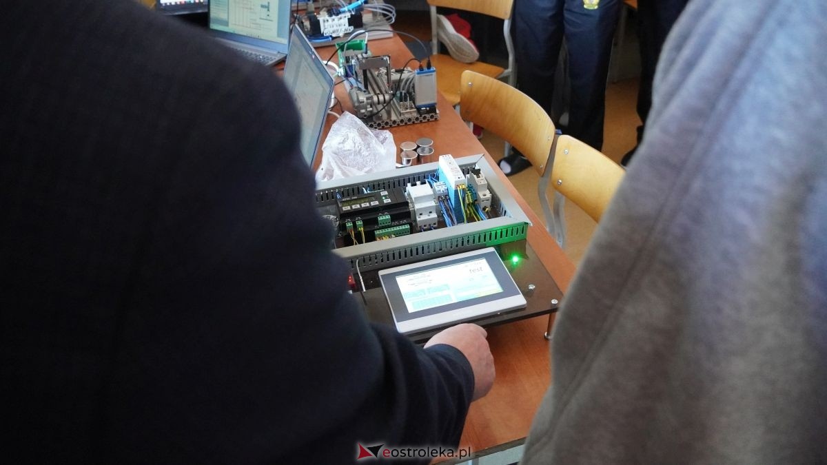 Dzień Zawodowca w ZSZ nr 1 [04.03.2026] - zdjęcie #28 - eOstroleka.pl