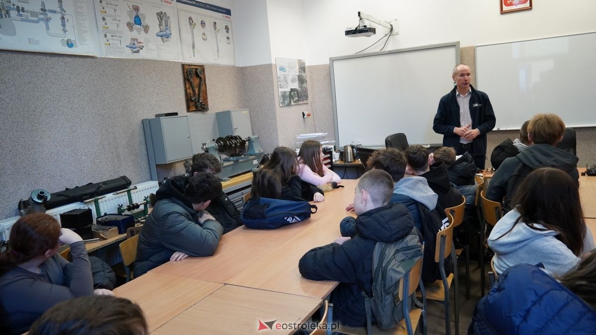 Dzień Zawodowca w ZSZ nr 1 [04.03.2026] - zdjęcie #17 - eOstroleka.pl