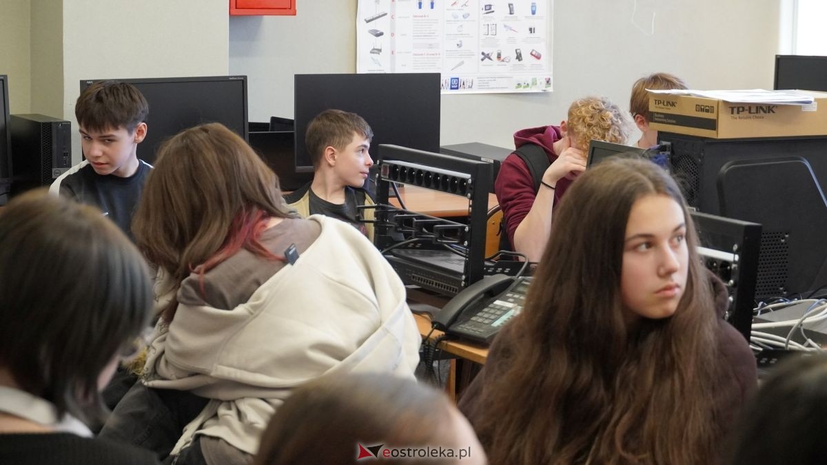 Dzień Zawodowca w ZSZ nr 1 [04.03.2026] - zdjęcie #4 - eOstroleka.pl