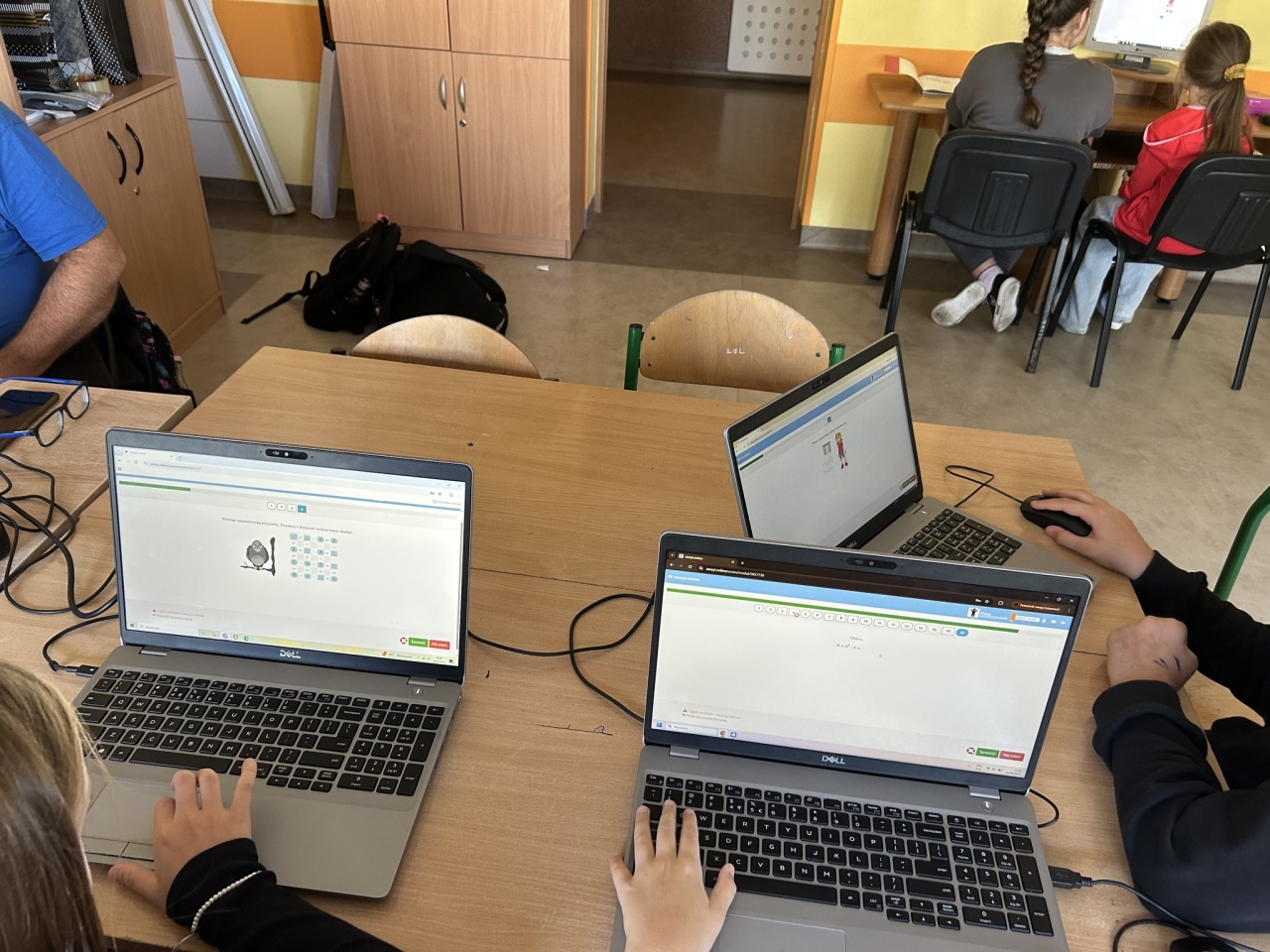 Matematyka ze sztuczną inteligencją w gminie Olszewo-Borki. Uczniowie testują nowe rozwiązanie fot. Gmina Olszewo-Borki [05.03.2026] - zdjęcie #9 - eOstroleka.pl