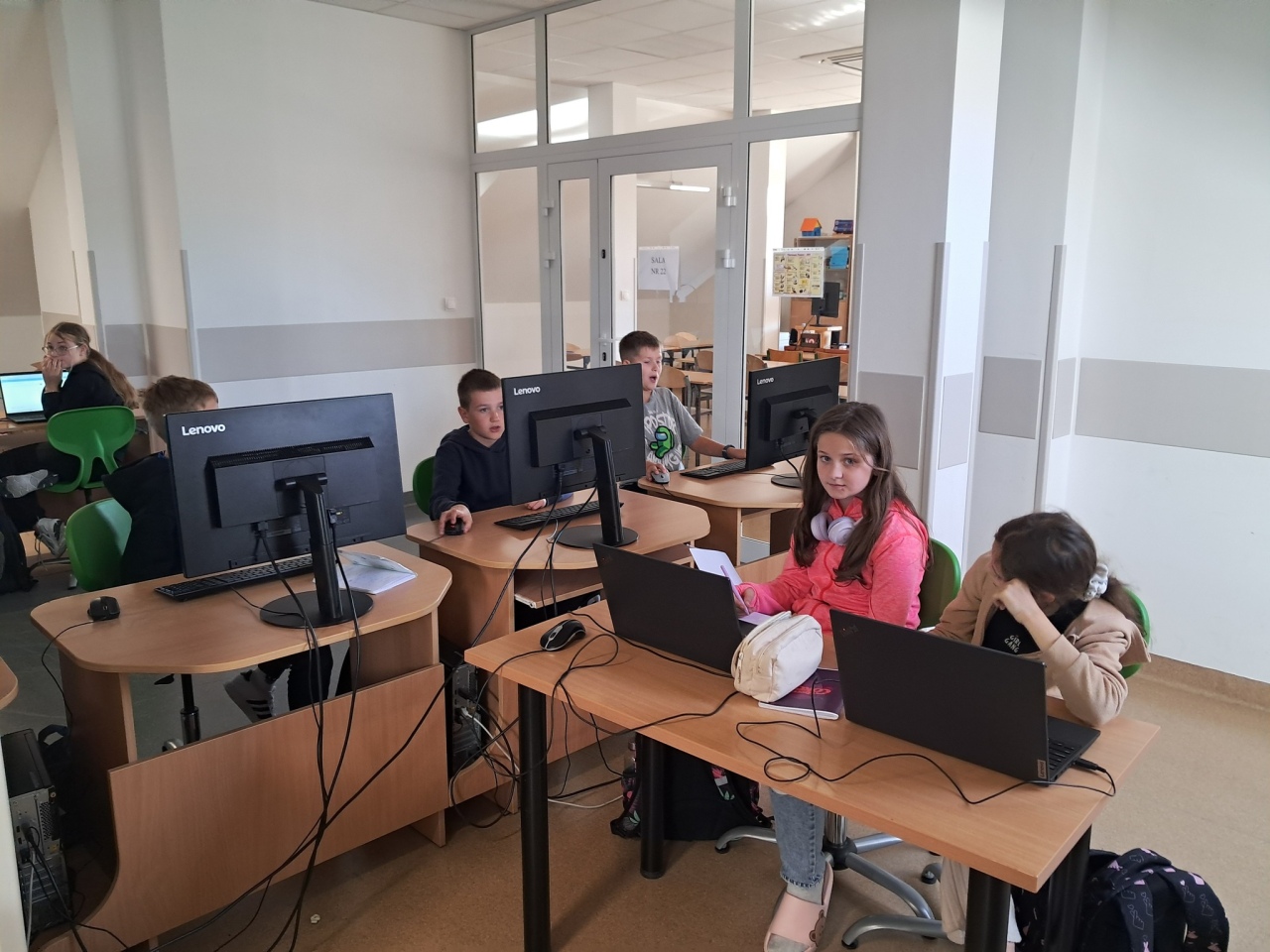 Matematyka ze sztuczną inteligencją w gminie Olszewo-Borki. Uczniowie testują nowe rozwiązanie fot. Gmina Olszewo-Borki [05.03.2026] - zdjęcie #7 - eOstroleka.pl