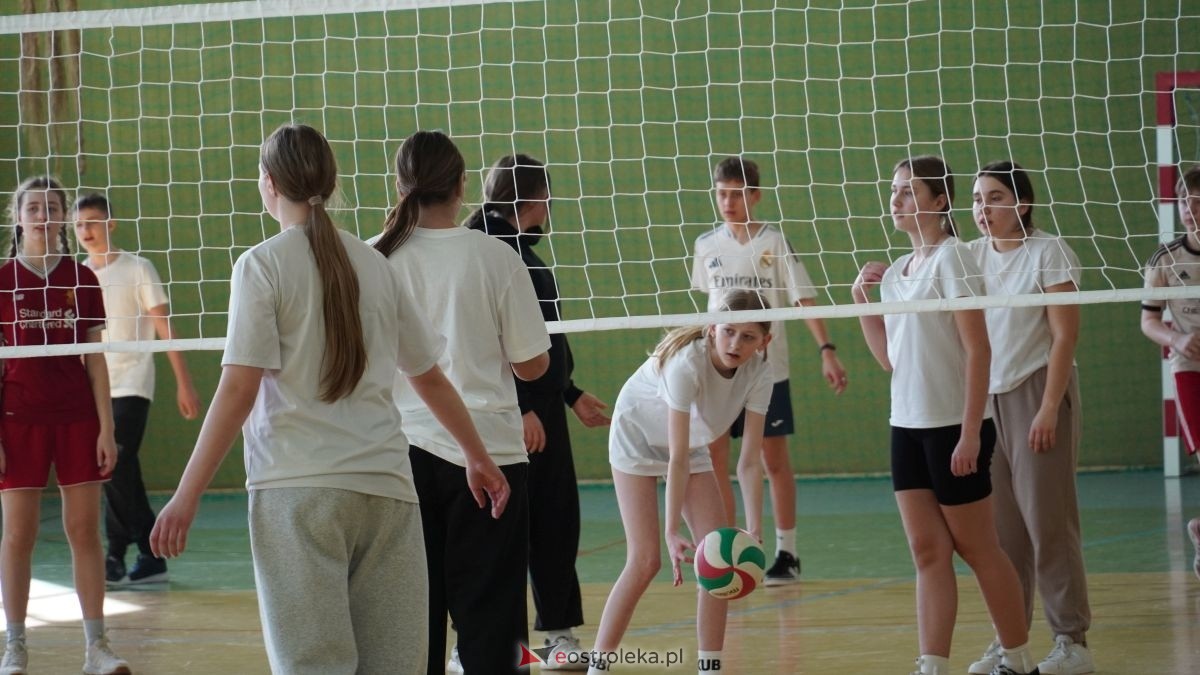 Turniej sportowo-edukacyjny Równe szanse - fair play na Mazowszu  w SP w Rzekuniu [05.03.2026] - zdjęcie #27 - eOstroleka.pl