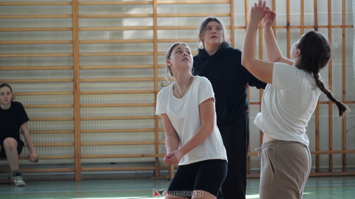 Turniej sportowo-edukacyjny Równe szanse - fair play na Mazowszu  w SP w Rzekuniu [05.03.2026] - zdjęcie #11 - eOstroleka.pl