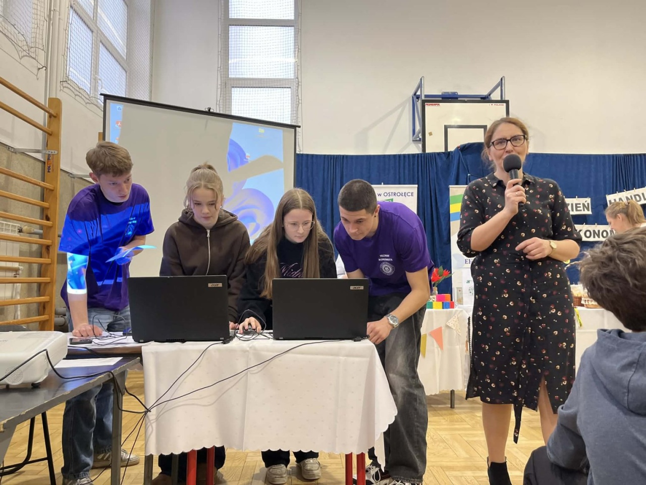 Dzień Handlowca i Ekonomisty w ZSZ Nr 4 w Ostrołęce [05.03.2026] - zdjęcie #6 - eOstroleka.pl