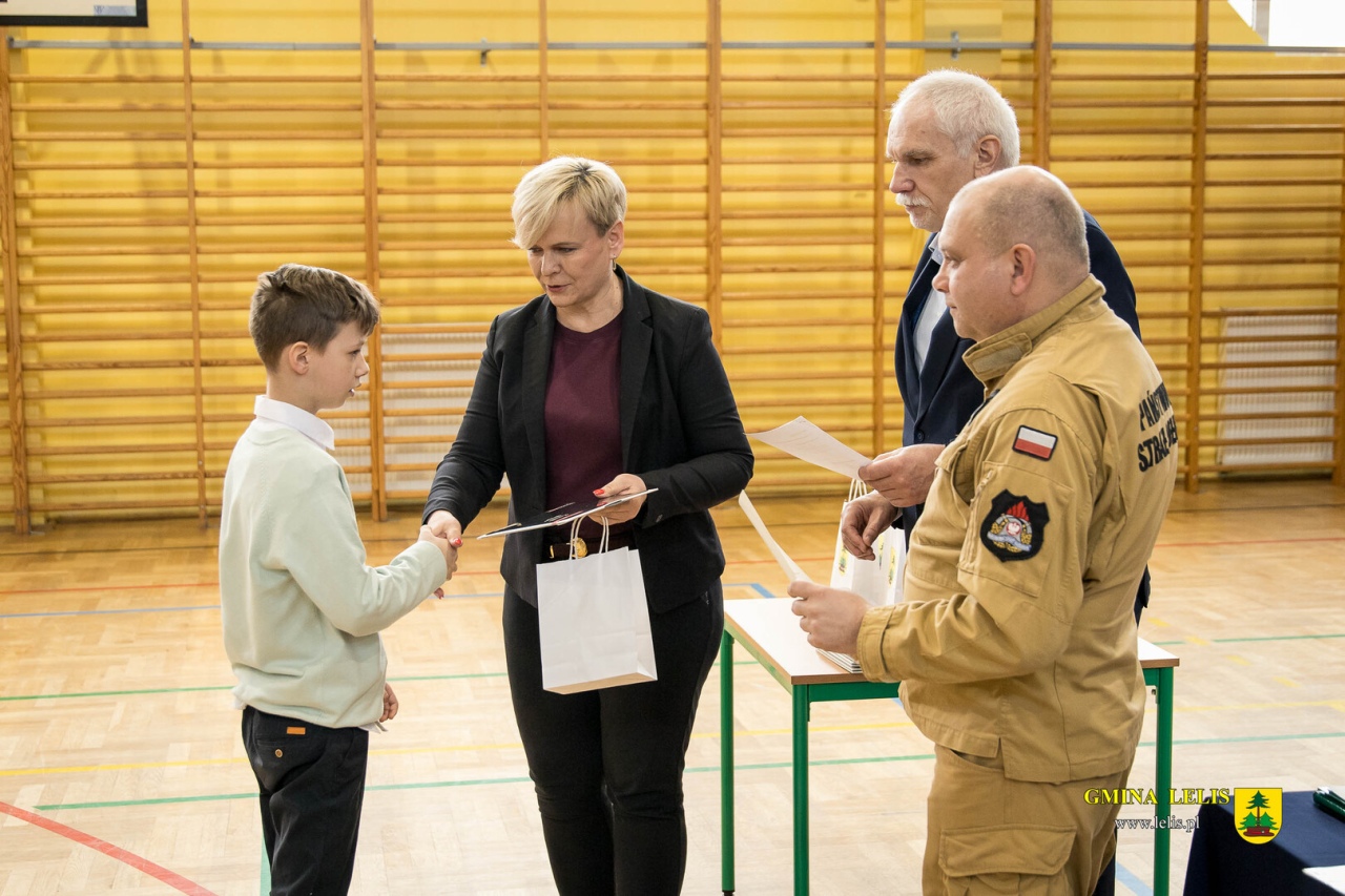 Gminne eliminacje Ogólnopolskiego Turnieju Wiedzy Pożarniczej w Lelisie fot. Gmina Lelis [03.03.2026] - zdjęcie #20 - eOstroleka.pl