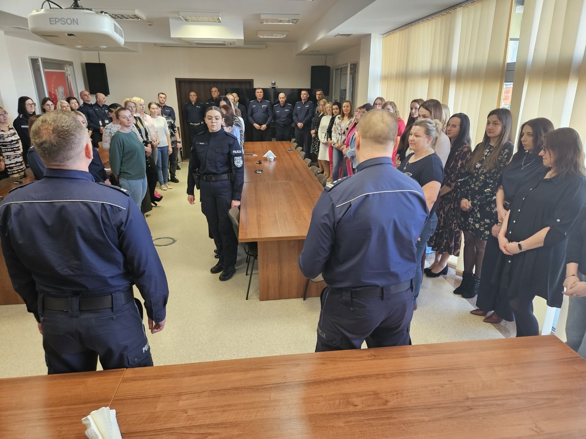 Dzień Kobiet w ostrołęckiej komendzie [6.03.2026] - zdjęcie #9 - eOstroleka.pl