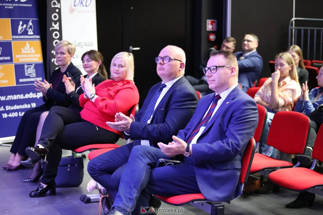 I Forum Przedsiębiorczych Kobiet w Ostrołęce [6.03.2026] - zdjęcie #81 - eOstroleka.pl