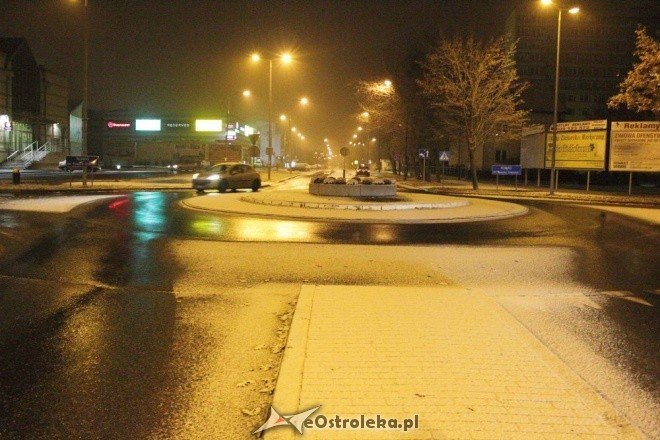 Zima 2011 - pierwszy śnieg w Ostrołęce [18.11.2011] - zdjęcie #5 - eOstroleka.pl