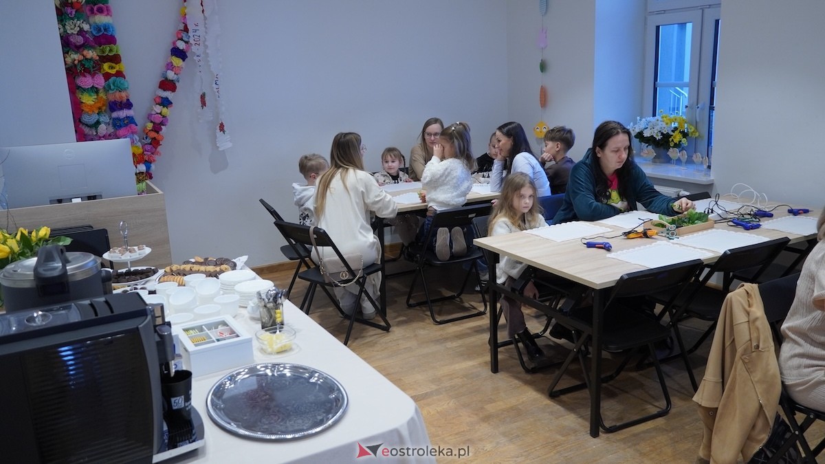 Warsztaty Wiosenne wianki w Muzeum Kultury Kurpiowskiej [08.03.2026] - zdjęcie #44 - eOstroleka.pl