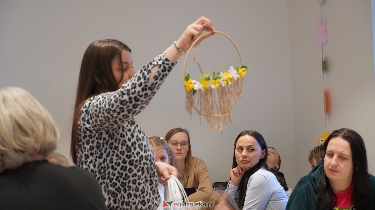 Warsztaty Wiosenne wianki w Muzeum Kultury Kurpiowskiej [08.03.2026] - zdjęcie #42 - eOstroleka.pl