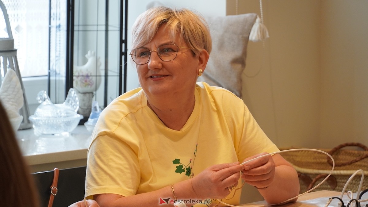 Warsztaty Wiosenne wianki w Muzeum Kultury Kurpiowskiej [08.03.2026] - zdjęcie #21 - eOstroleka.pl
