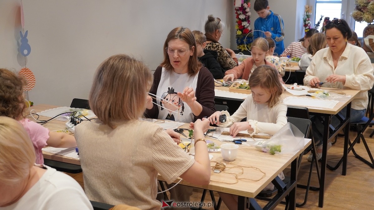 Warsztaty Wiosenne wianki w Muzeum Kultury Kurpiowskiej [08.03.2026] - zdjęcie #3 - eOstroleka.pl
