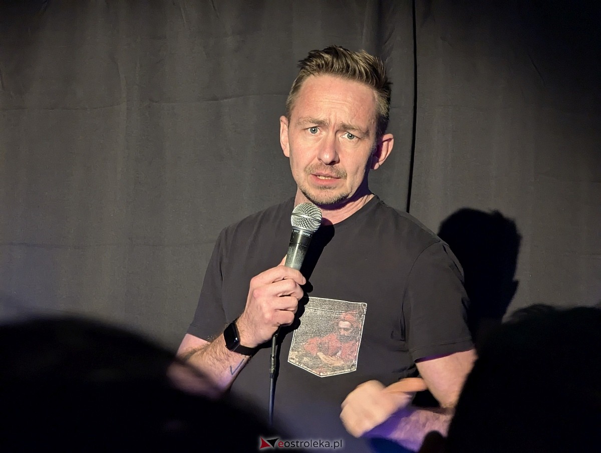 Michał Pałubski stand up w klubie Łubudu [07.03.2026] - zdjęcie #5 - eOstroleka.pl