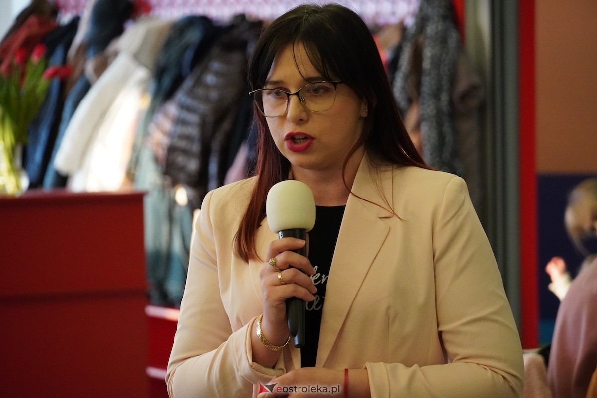 Międzypokoleniowy Dzień Kobiet w Ostrołęce [08.03.2026] - zdjęcie #66 - eOstroleka.pl