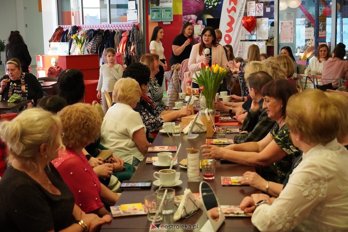 Międzypokoleniowy Dzień Kobiet w Ostrołęce [08.03.2026] - zdjęcie #62 - eOstroleka.pl