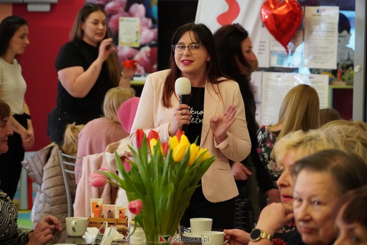 Międzypokoleniowy Dzień Kobiet w Ostrołęce [08.03.2026] - zdjęcie #61 - eOstroleka.pl