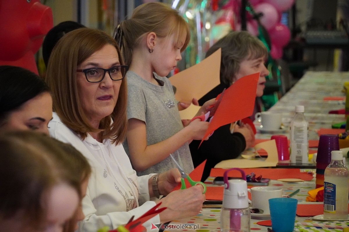 Międzypokoleniowy Dzień Kobiet w Ostrołęce [08.03.2026] - zdjęcie #39 - eOstroleka.pl