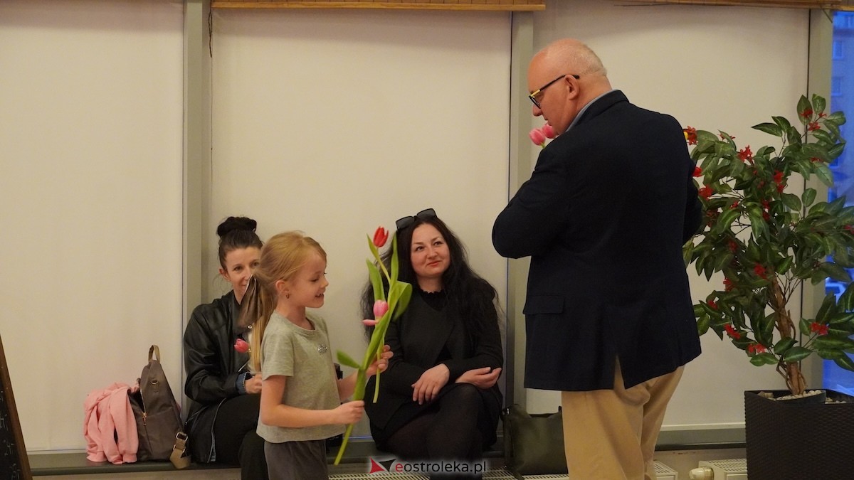 Międzypokoleniowy Dzień Kobiet w Ostrołęce [08.03.2026] - zdjęcie #13 - eOstroleka.pl
