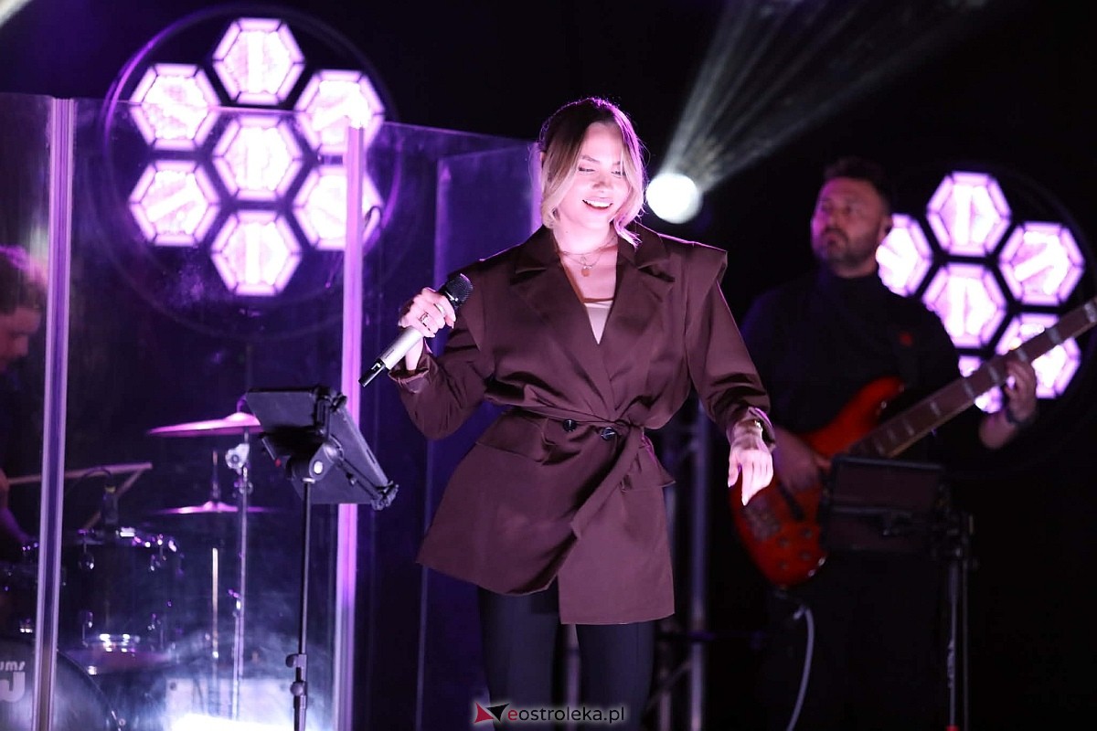 „Kobiety polskiej estrady” w Olszewie-Borkach [8.03.2026] - zdjęcie #47 - eOstroleka.pl