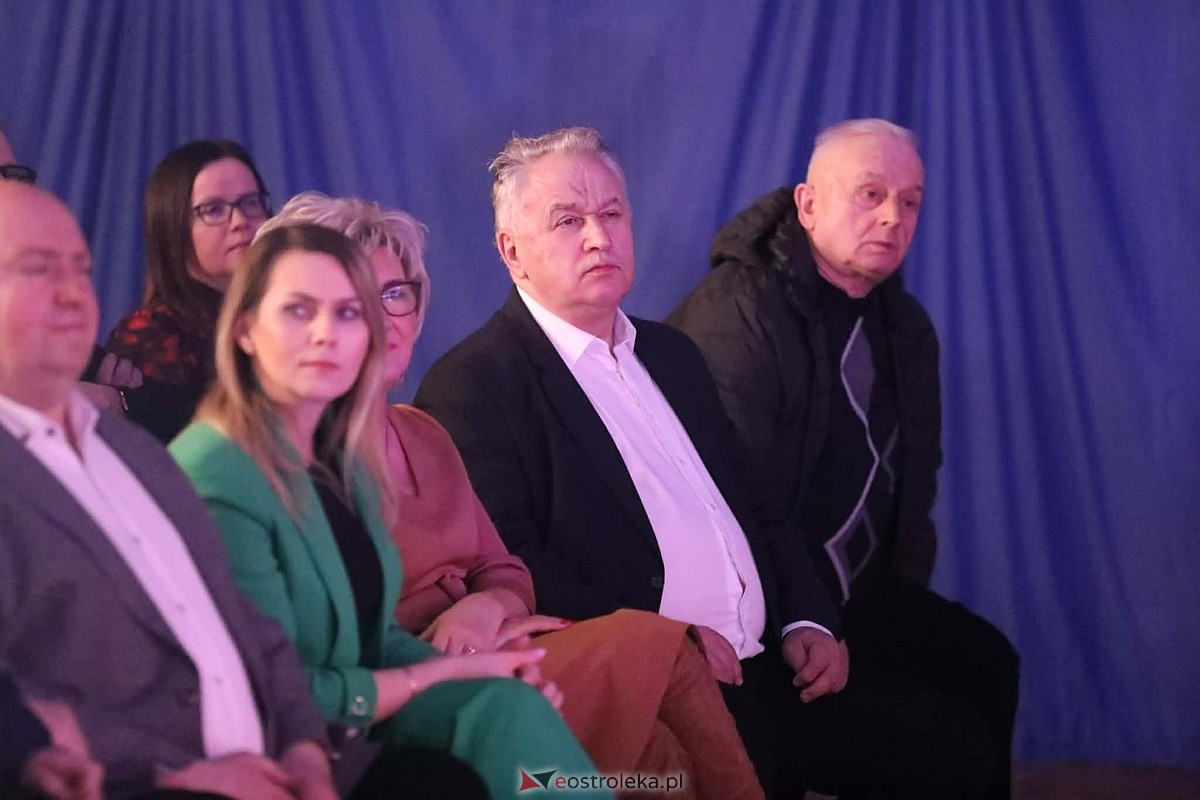 „Kobiety polskiej estrady” w Olszewie-Borkach [8.03.2026] - zdjęcie #45 - eOstroleka.pl