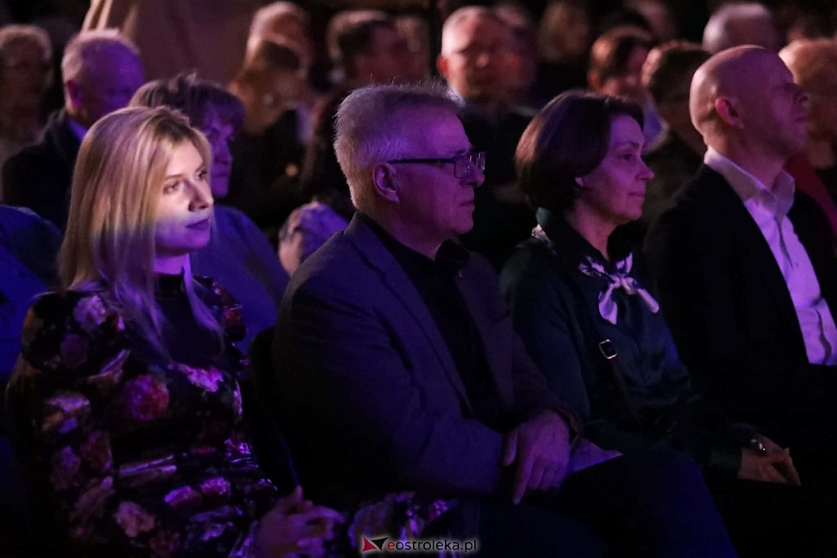 „Kobiety polskiej estrady” w Olszewie-Borkach [8.03.2026] - zdjęcie #14 - eOstroleka.pl
