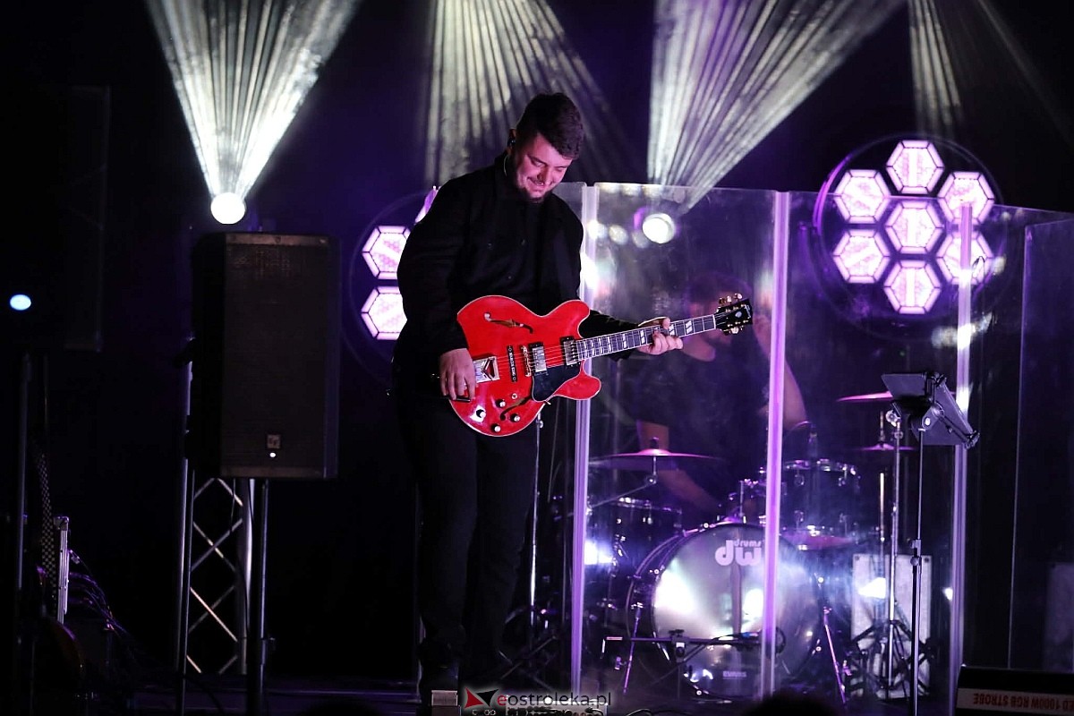 „Kobiety polskiej estrady” w Olszewie-Borkach [8.03.2026] - zdjęcie #13 - eOstroleka.pl