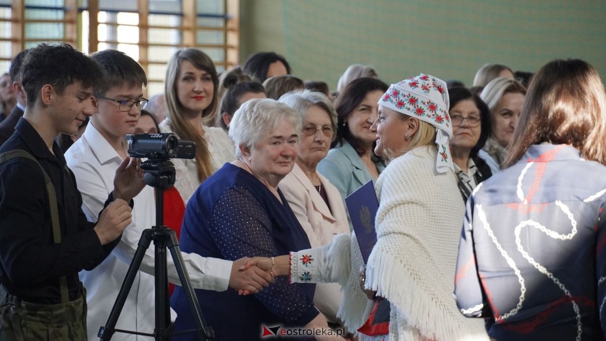 35-lecie nadania imienia Kazimierza Stefanowicza Publicznej Szkole Podstawowej w Myszyńcu [09.03.2026] - zdjęcie #76 - eOstroleka.pl