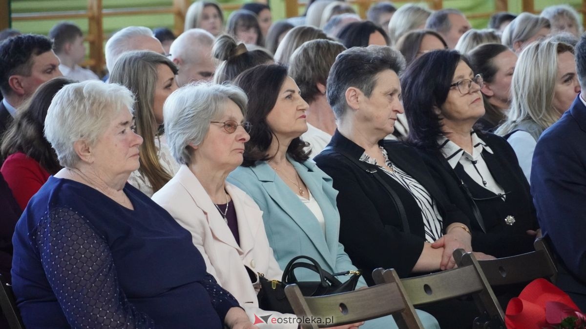 35-lecie nadania imienia Kazimierza Stefanowicza Publicznej Szkole Podstawowej w Myszyńcu [09.03.2026] - zdjęcie #69 - eOstroleka.pl