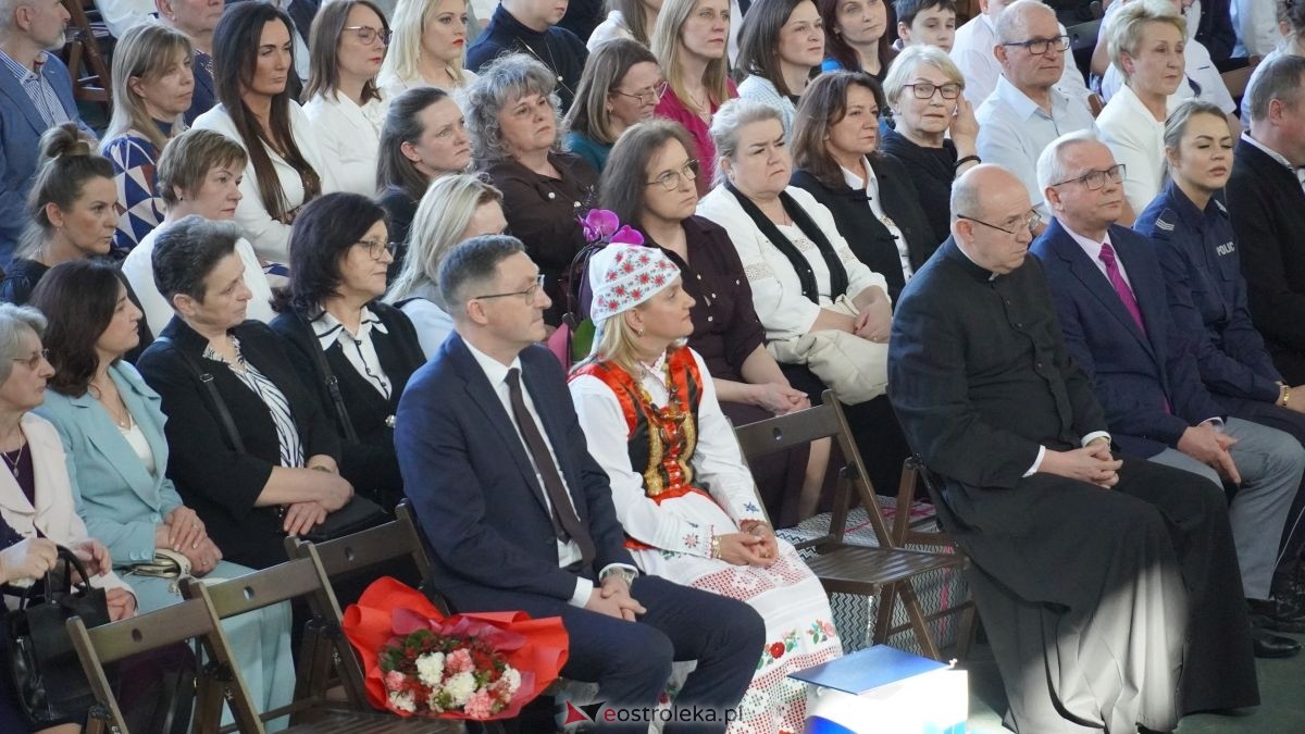 35-lecie nadania imienia Kazimierza Stefanowicza Publicznej Szkole Podstawowej w Myszyńcu [09.03.2026] - zdjęcie #61 - eOstroleka.pl