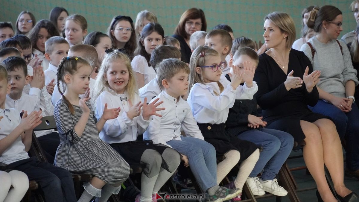 35-lecie nadania imienia Kazimierza Stefanowicza Publicznej Szkole Podstawowej w Myszyńcu [09.03.2026] - zdjęcie #41 - eOstroleka.pl