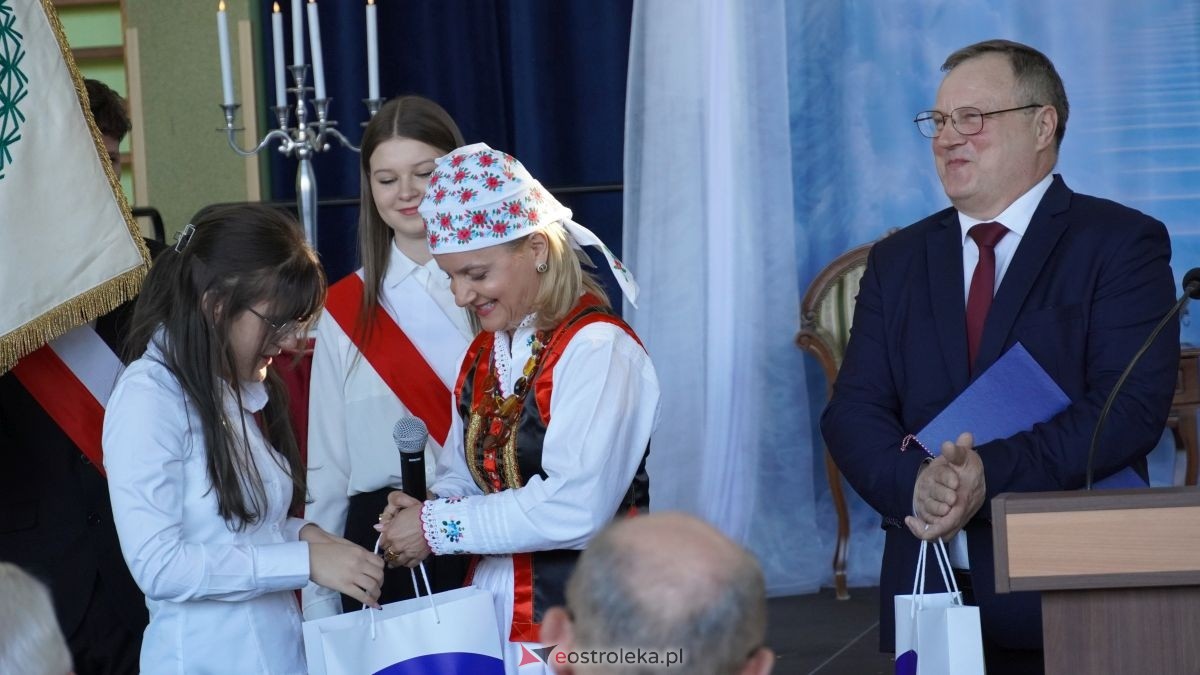 35-lecie nadania imienia Kazimierza Stefanowicza Publicznej Szkole Podstawowej w Myszyńcu [09.03.2026] - zdjęcie #10 - eOstroleka.pl