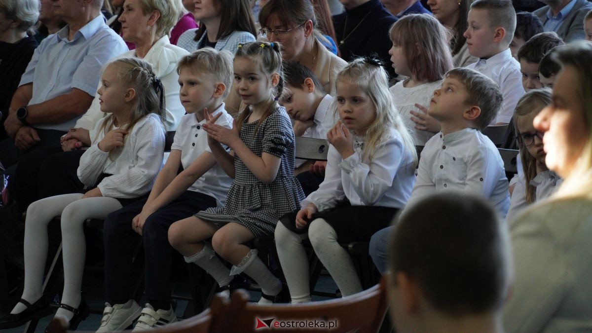 35-lecie nadania imienia Kazimierza Stefanowicza Publicznej Szkole Podstawowej w Myszyńcu [09.03.2026] - zdjęcie #2 - eOstroleka.pl