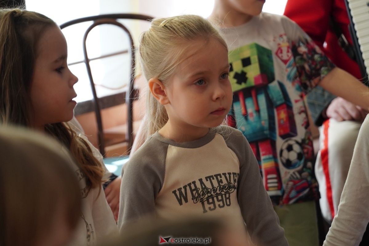 Tydzień Kultury Kurpiowskiej w PM nr 17 Kraina Misiów [10.03.2026] - zdjęcie #40 - eOstroleka.pl