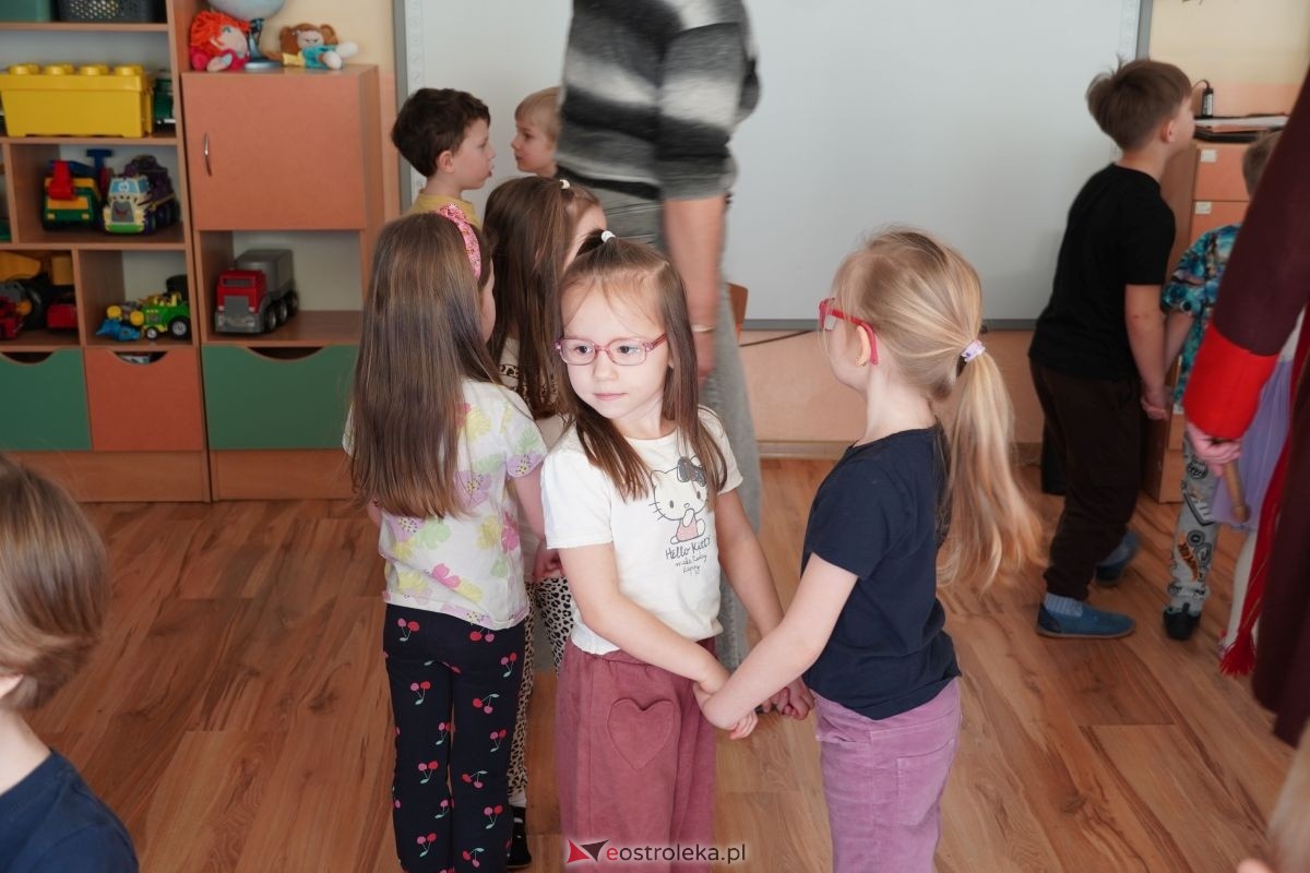 Tydzień Kultury Kurpiowskiej w PM nr 17 Kraina Misiów [10.03.2026] - zdjęcie #27 - eOstroleka.pl