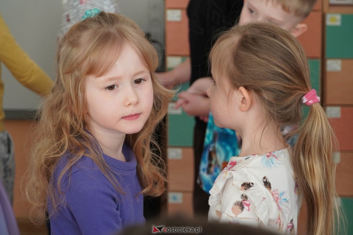 Tydzień Kultury Kurpiowskiej w PM nr 17 Kraina Misiów [10.03.2026] - zdjęcie #24 - eOstroleka.pl