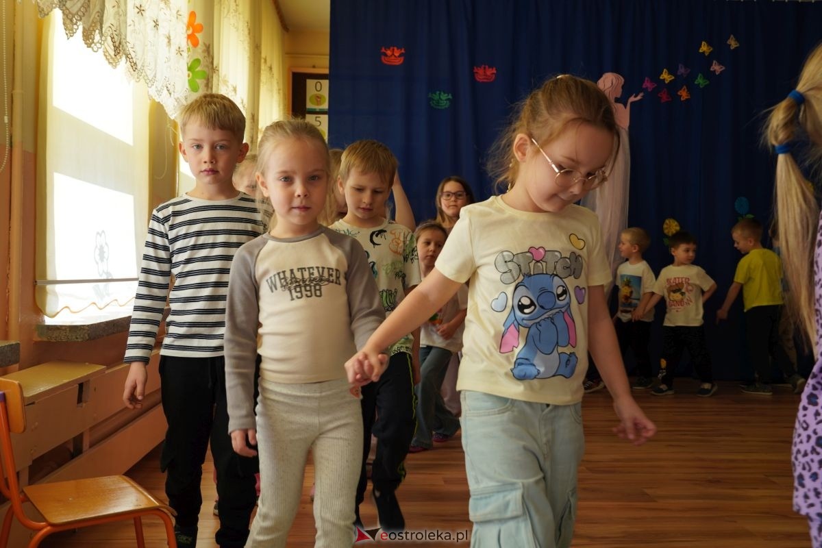 Tydzień Kultury Kurpiowskiej w PM nr 17 Kraina Misiów [10.03.2026] - zdjęcie #17 - eOstroleka.pl